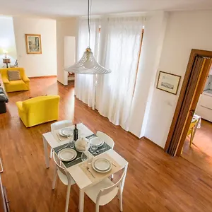 In Great Location Florencia