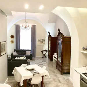 Dimora Del Papa Apartamento Catania